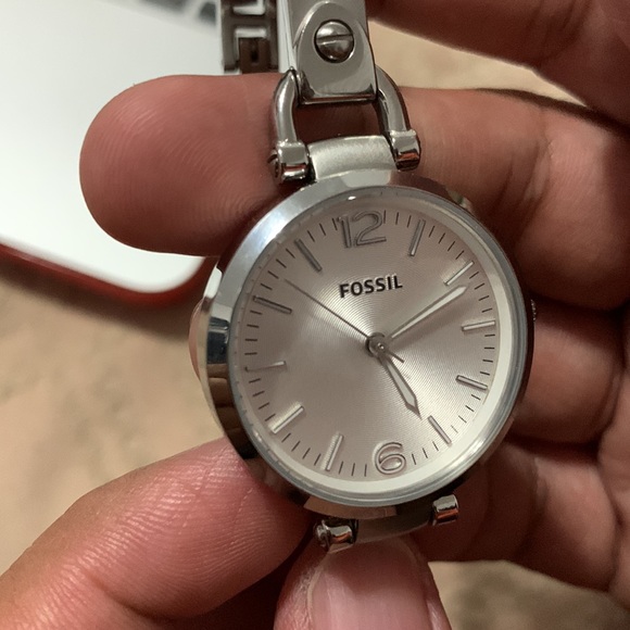 FOSSIL WATCH - Picture 3 of 5